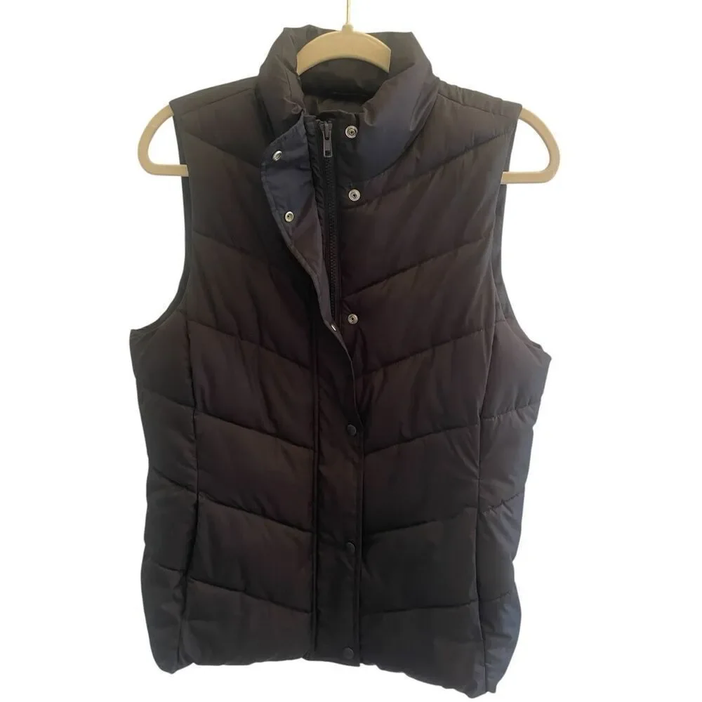 Gap True Black Warmest Vest Puffer Quilted Women’s Size Medium 8 10 Outdoors